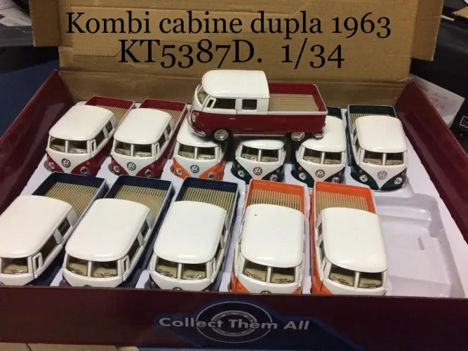  Miniaturas de carros de metal