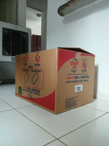Caixa de papelão pra mudança