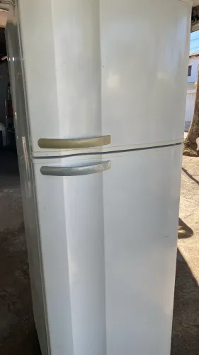 GELADEIRA FROS DF38
