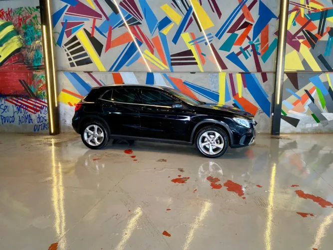 Mercedes-Benz GLA 200 Adv. 1.6/1.6 TB 16V Flex Aut. 2019