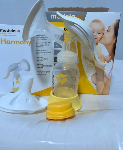 Bomba tira leite manual Medela Harmony