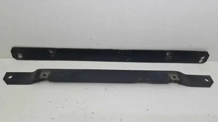 Suporte De Placa Mercedes Benz B200 2013 Preto