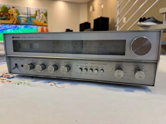 Receiver Polyvox PR-1800s
