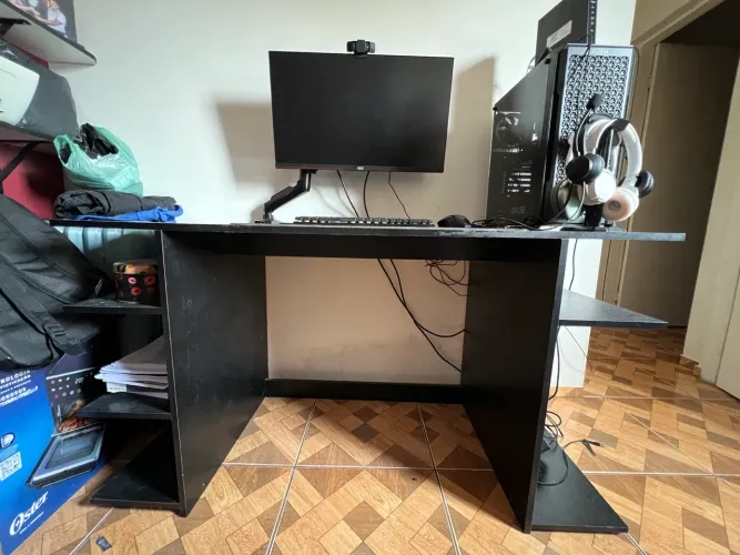 Mesa Gamer/Escritório Preta
