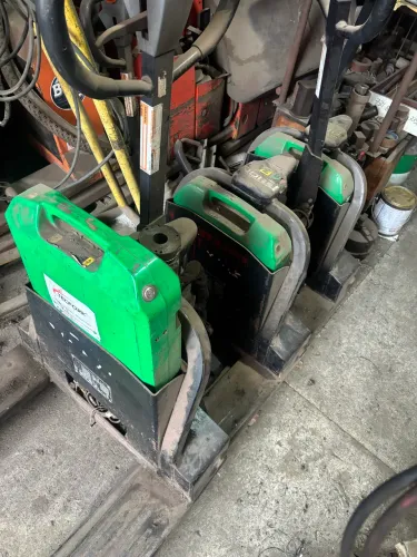 Paleteiras Elétricas (vende-se para reforma)