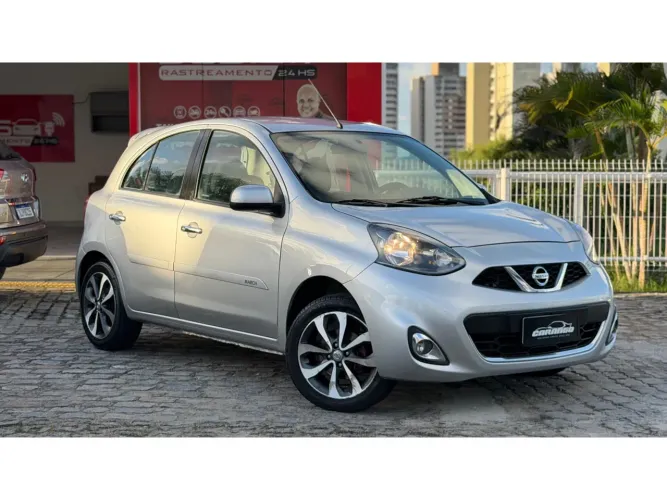 Nissan March SL 1.6 16V Flexstart 5P Mec. 2015
