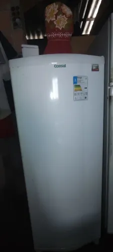 Geladeira Consul 236L