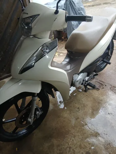 Honda biz 125 cc. único dono apenas 12400 reais