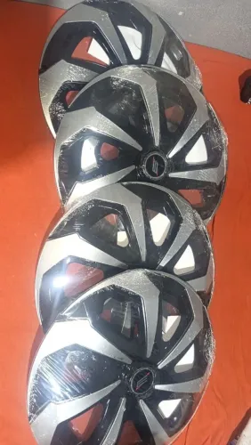 Está novo nunca foi usado , motivo da venda é que não tem pneus de ferro