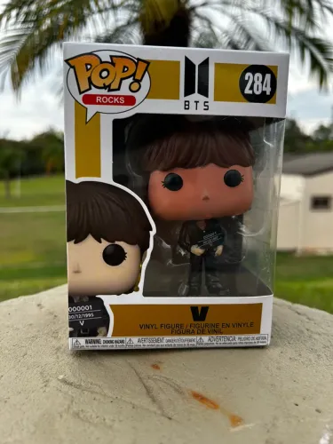 Colecionável pop V banda BTS