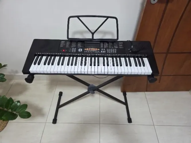Teclado Musical M-t1280 com suporte