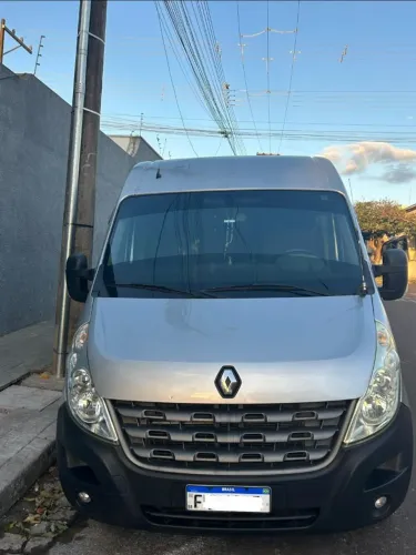 Renault Master 2.3 DCI Executive Longo 16L Dies 2014