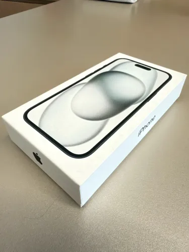 iPhone 15 - 256 GB
