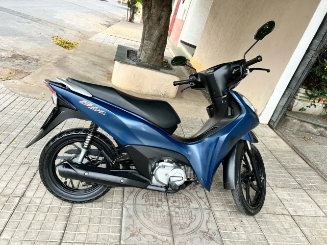 Honda Biz 125 EX/ 125 EX Flex 2025