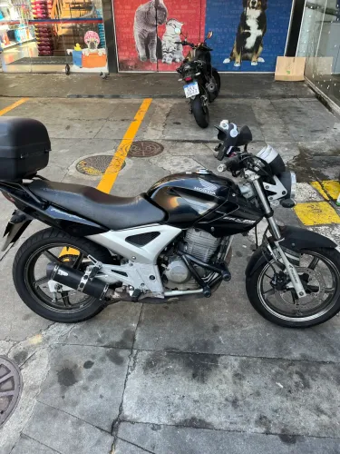 Twister 2008 / R$ 8.400,00