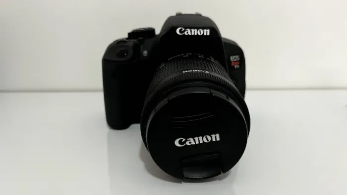 Câmera Canon Eos Rebel T5i Lente Ef-s 18-55mm Seminova