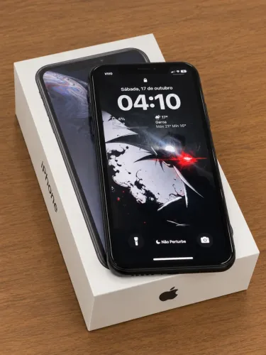Iphone XR apenas Troca, por samsung da linha S ou M ou xiaomi poco