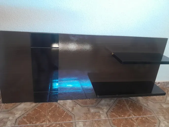 Painel para livros e quadros pars quarto!