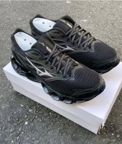 O queridinho do momento chegou Mizuno pro 11s