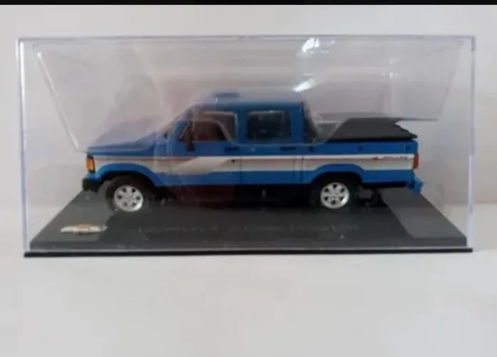 Miniatura 1)43 