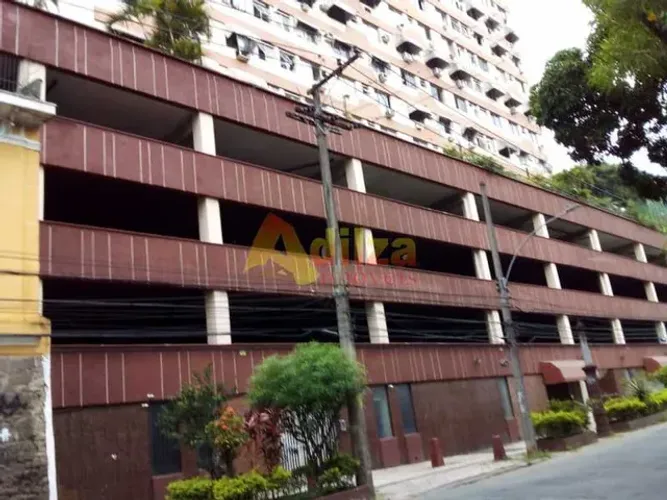 Apartamento - / Residencial / Rio Comprido
