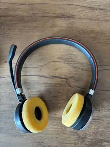 Dois Jabra Envolve 65 Sem fio (Quebrado para retirada de peças)