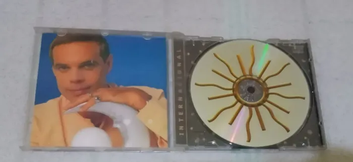 CD Internacional Suave Veneno 