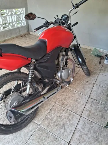 Vende-se uma fan 2011 emplacada até fevereiro 2026