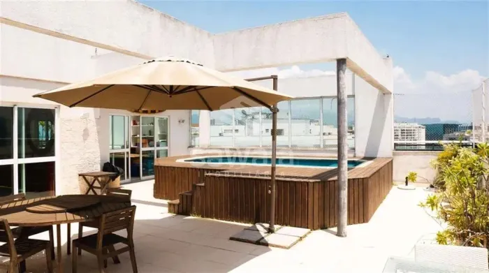 Cobertura à venda com 506,00m² e 4 quartos em Barra da Tijuca, Rio de Janeiro - RJ