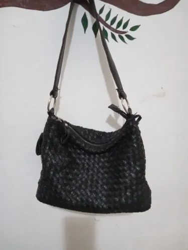 Bolsa em couro preto