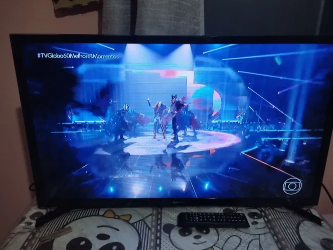 Vendo tv smart 32 polegadas