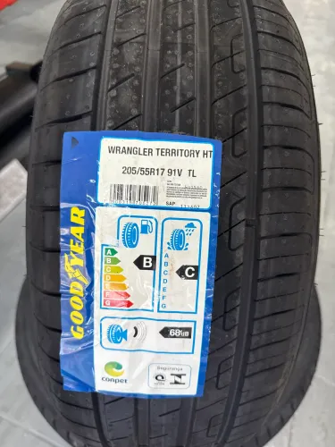 Pneu 205/55R17 Goodyear Wrangler Territory HT 205/55R17