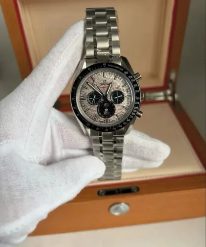 Relógio Omega Speedmaster Ceramite