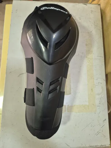 Vendo joelheira articulada