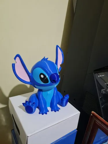 Stich e outros personagens