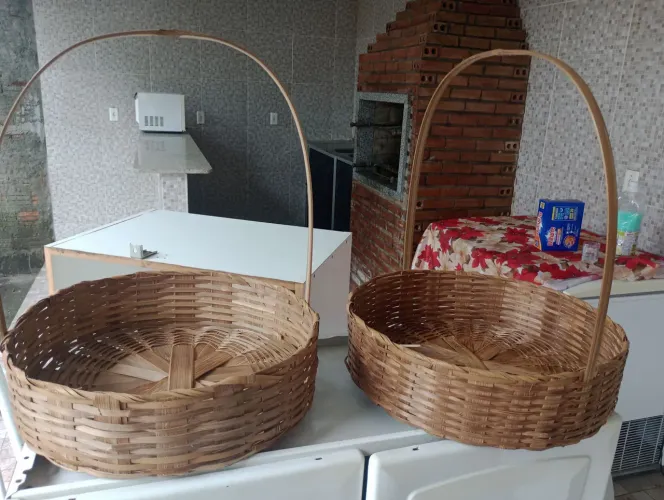 Cestas de Vime para Decoração duas  por 100 reais no