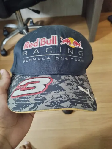 Boné Redbull