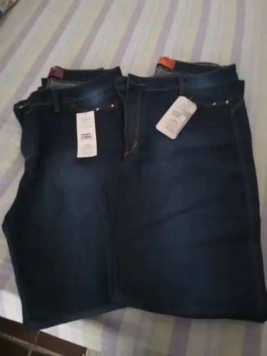 2 Calças jeans feminina Novas com lycra(n 54)