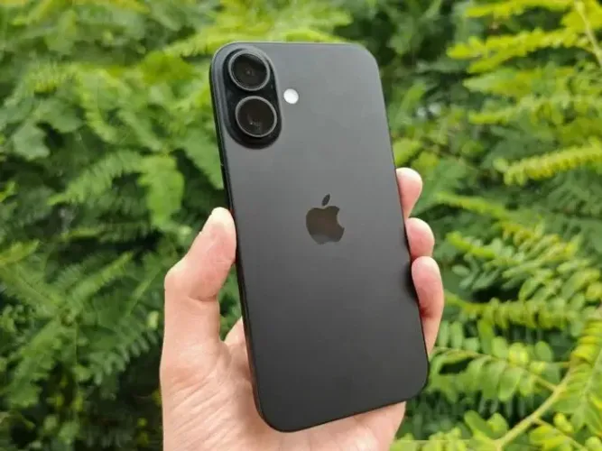 iPhone 16 Preto - 128GB | LACRADO | Smartify - Loja física em Curitiba!