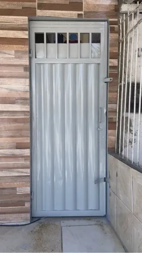 Soldador é serralheiro trabalho a domicílio !