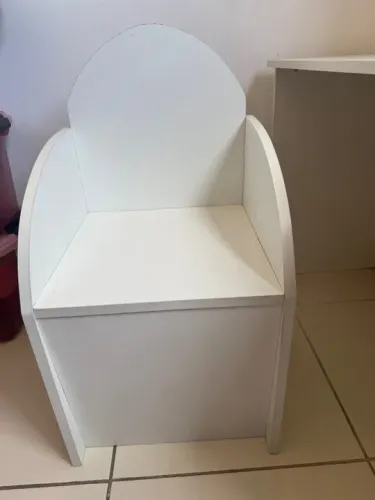 ESCRIVANINHA E CADEIRA INFANTIL!!!