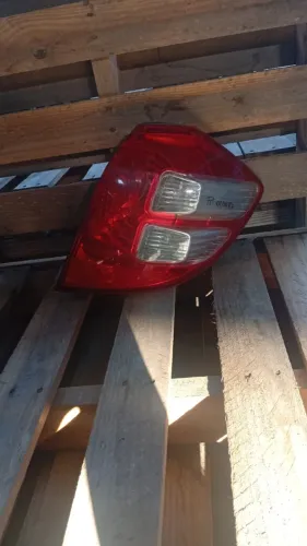 LANTERNA HONDA FIT LADO DIREITO 09/15