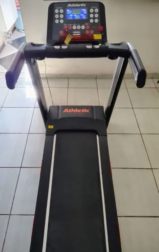 Esteira Athletic Advanced Semi-Profissional | 16km/h | Suporta 130kg | el