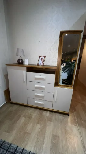 "Design Funcional e Elegante: Cômoda Copacabana da Lukaliam com Amplo Espaço Interno"