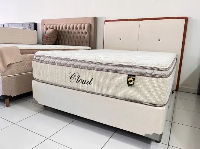 Torra Mostruário! Cama Box Casal Molas Ensacadas Pillow D33 Marca Luckspuma