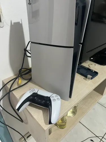 Vendo PS5 Semi Novo