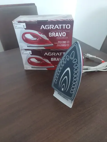 Ferro elétrico de passar 