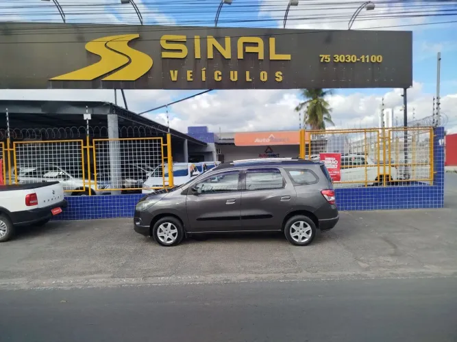 Chevrolet Spin Advantage 1.8 8V Econo.flex 5P Aut. 2014