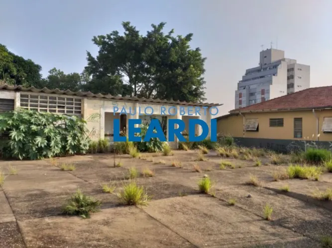 AREA - VILA MADALENA - SP