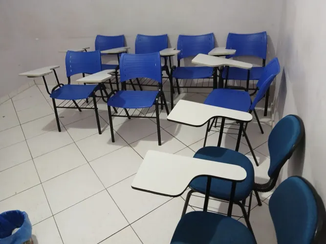 Vende-se produtos escritório usados 